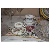 Tea Cups & Saucers