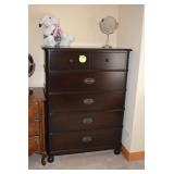 Dresser Chest