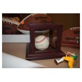 Autographed Robin Ventura Baseball in Case