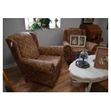 2 Chairs & Coffee Table