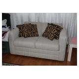 Loveseat & Pillows