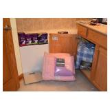 Bath Items & LInens