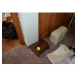 Sewing Machine & Storage Box