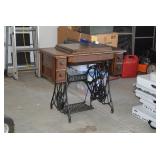 Vintage Singer Sewing Machine & Cabinet