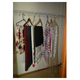 Seasonal & Everyday Table Linens