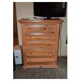 Broyhill Chest Dresser w Flat Screen Tv