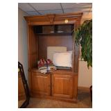 Armoire/Entertainment Unit