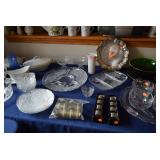 Glass trays, plates