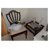 Chair & Side Table