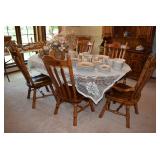 Dining Room Table & 6 Chairs