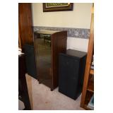 Stereo System with Speakers