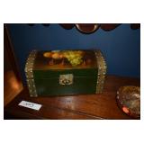 Decorative trinket chest