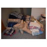 Pillows & linens