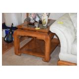 Side table, table lamp, vases