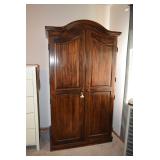 Armoire