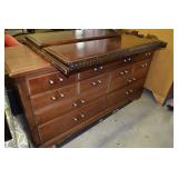 Dresser/Mirror