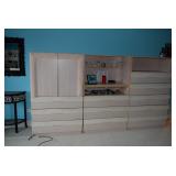 Dresser Unit & Home Decor