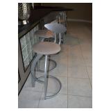 5 Bar Stools