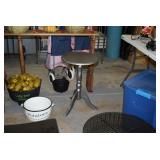 Round Stand, Home Decor