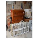 Dresser, Safety Gates