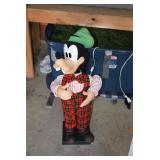 Seasonal Goofy
