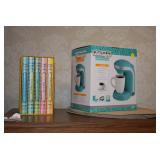Cookbooks & Single Coffee Maker