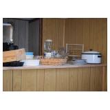 Crockpot, Blender, Kitchen Items