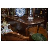 Drop Leaf Table, Lamp, & Home Decor