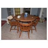 Round Kitchen Table, Chairs