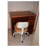 Vintage Desk/Sewing Machine & Chair