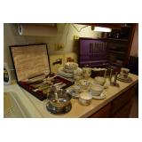 Tea Cups & Saucers & Servingware