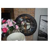 Clock & Decor