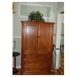 Wardrobe Cabinet