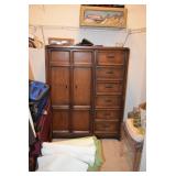 Dresser Chest & Linens