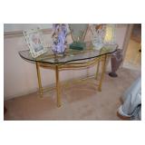 Side Table, Figurines, Photo Frames, Vase