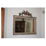 Mirror & Decor