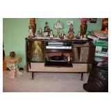 Vintage Kuba Radio Console/Buffet & Clown Figurines