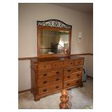 Dresser w Mirror