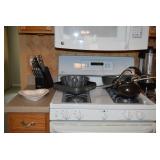 Cookware, Knife Set in Block, Coffeemaker