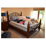 4 Poster Bed, Linens