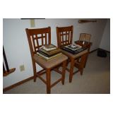 Dining Chairs, Photo Frames, Accent Table, 