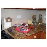 Table Linens & Cookware