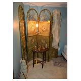 Changing Divided Folding Wall