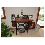 Vintage Sewing Machine, Telephone, Lamp, & Decor