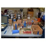 Measuring Cups & Containers