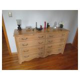 ethan Allen Dresser
