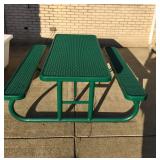 picnic table 