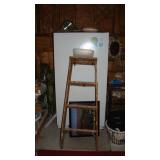 Wooden ladder, 