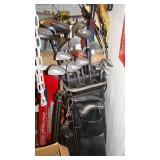 Golf clubs, metal detector 