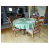 Ethan Allen dinette table with leaves